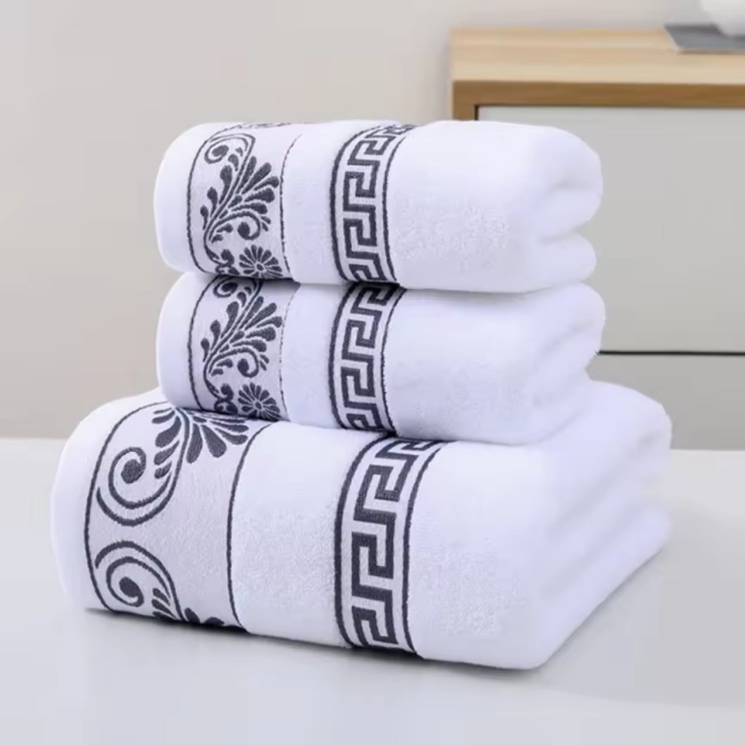 EMike Alley 3-Piece Luxury White Cotton Towel Set – 1 Bath Towel + 2 Hand Towels