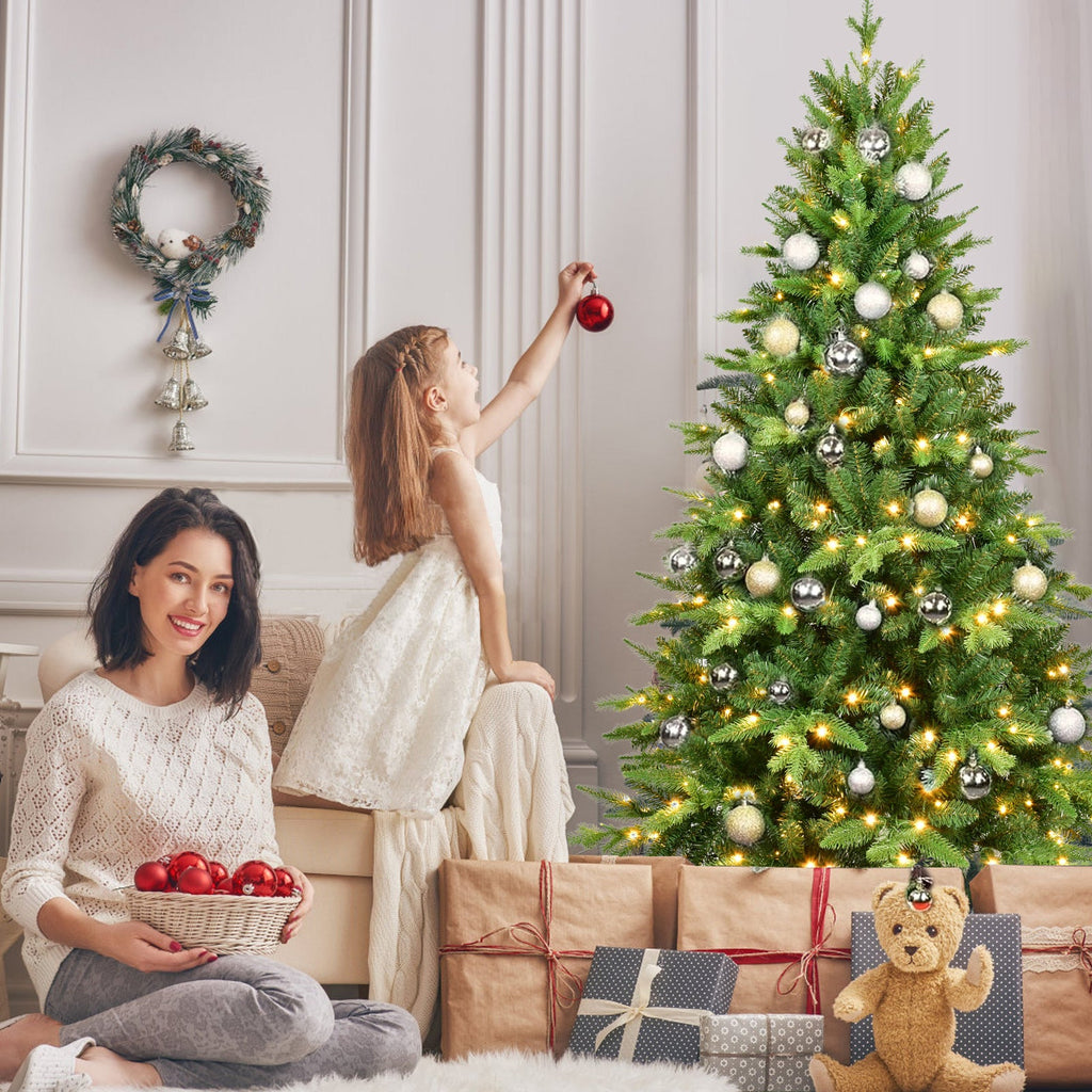 5ft Pre-Lit Christmas Tree with 250 Warm White LED Lights, 850 Tips
